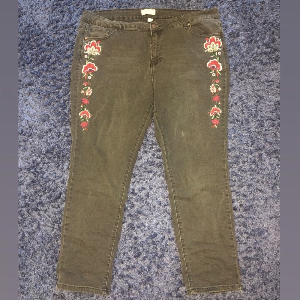 Floral black jeans
